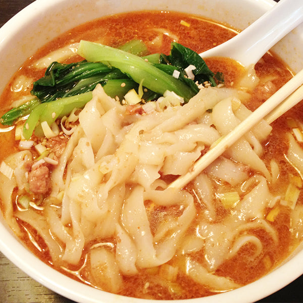 【賞味期限2025年12月02日まで】友盛貿易 順留湯 刀削麺 500g ( 麻辣湯 / 太麺 / もちもち )