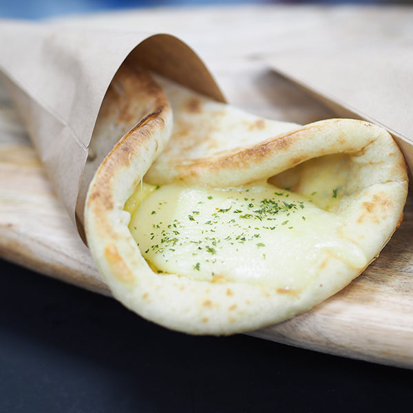 EASTBEE 4種のチーズ ピッツァ 195g×3枚 ( ピザ / pizza / 冷凍ピザ / チーズ / クワトロ / クアトロ )