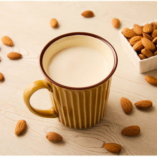 カゴメ アーモンド ブリーズ 無糖 1kg ( アーモンドミルク )