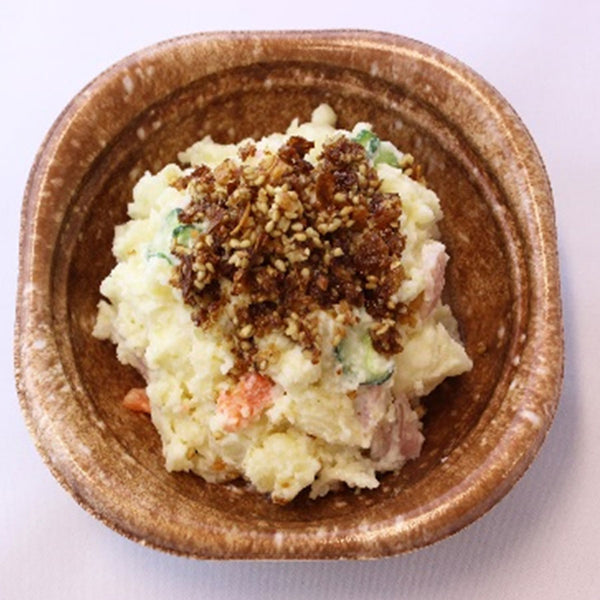 キッコーマン トッピング サクサク しょうゆ 350g ( オイルタイプ / サラダ / 冷奴 )