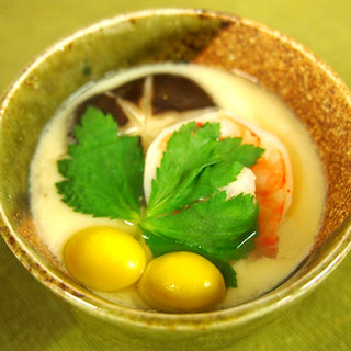 EASTBEE 銀杏 水煮 7号缶 (固形量180g / 約101～125粒入り / 缶詰 )